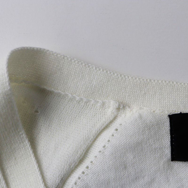 トリコ コムデギャルソン tricot COMME des GARCONS Vネックニットカーディガン S ホワイト/白 トップス 羽織【2400014503821】 トリココムデギャルソンtricot COMME des GARCONS ウールドット