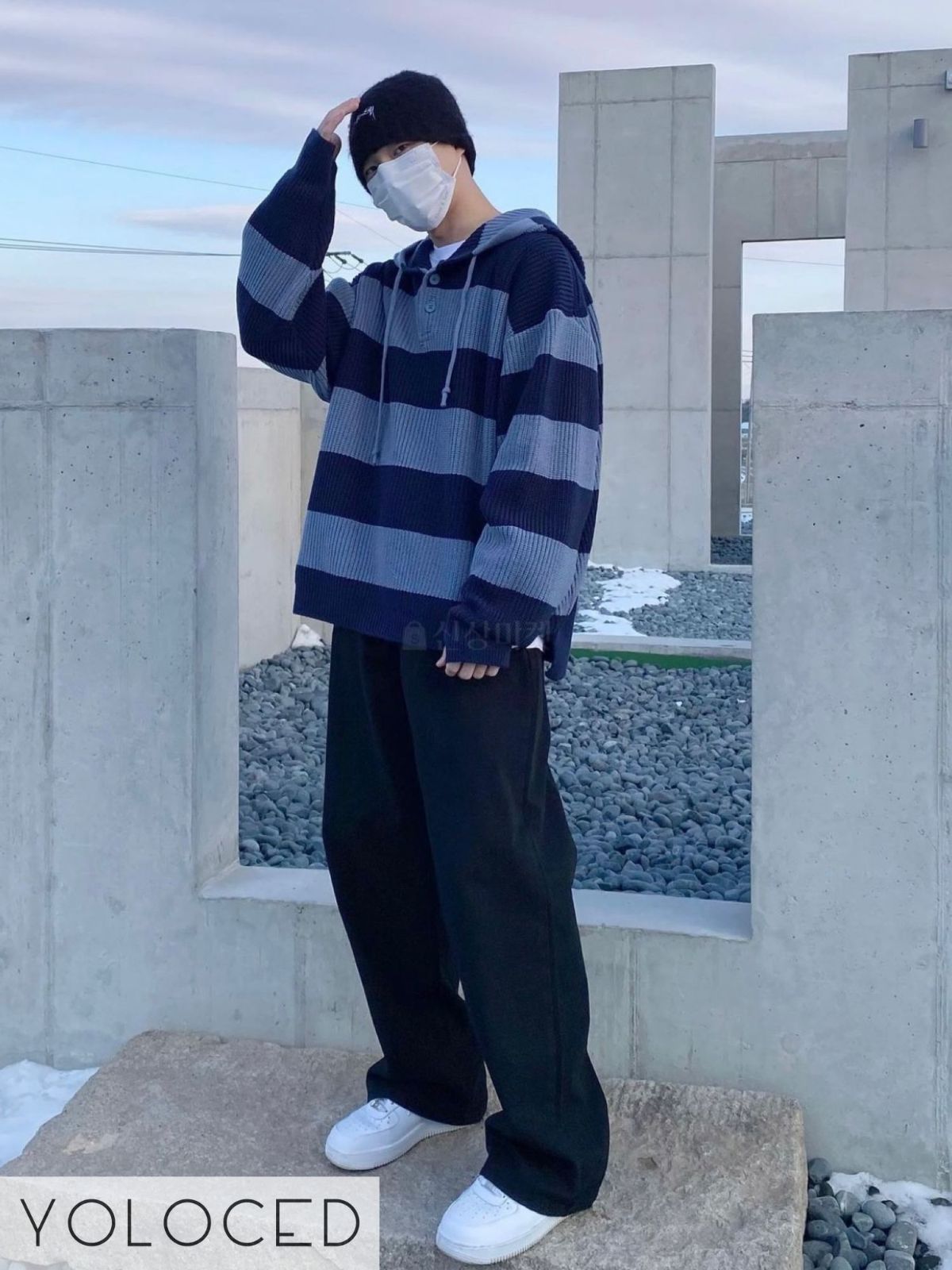 NewJeans ミンジ着用】HOLYINCODE ニットパーカー アイドル