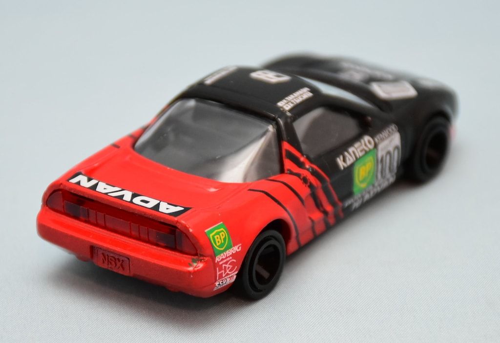 トミー