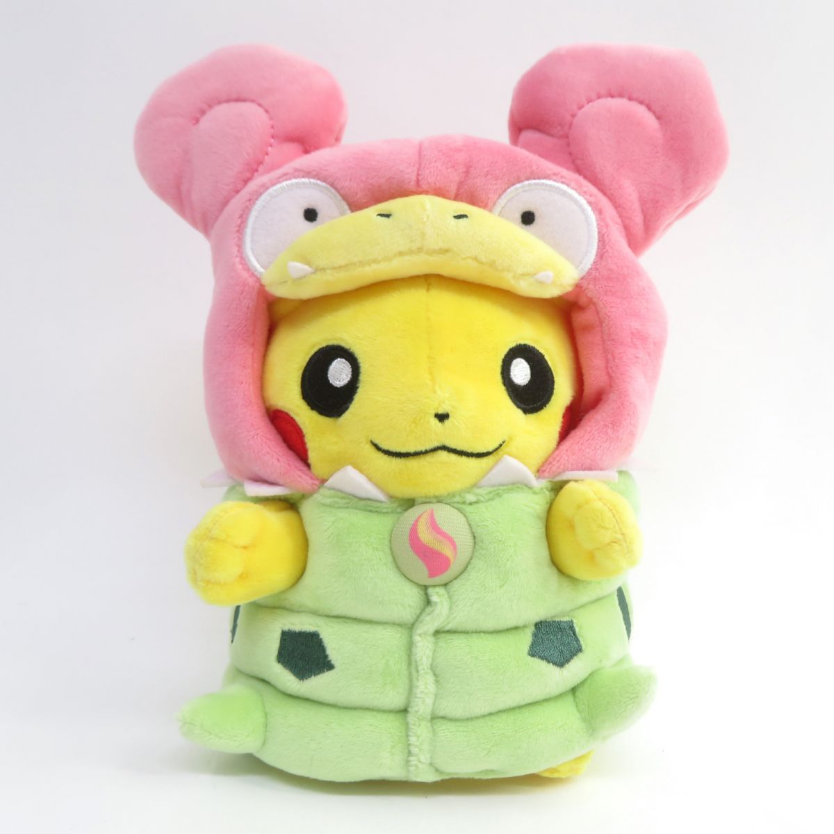 タグ付き! ポケモン マスコット メガヤドランのポンチョを着たピカチュウ ポケモンセンター メガヤドランのポンチョを着たピカチュウ