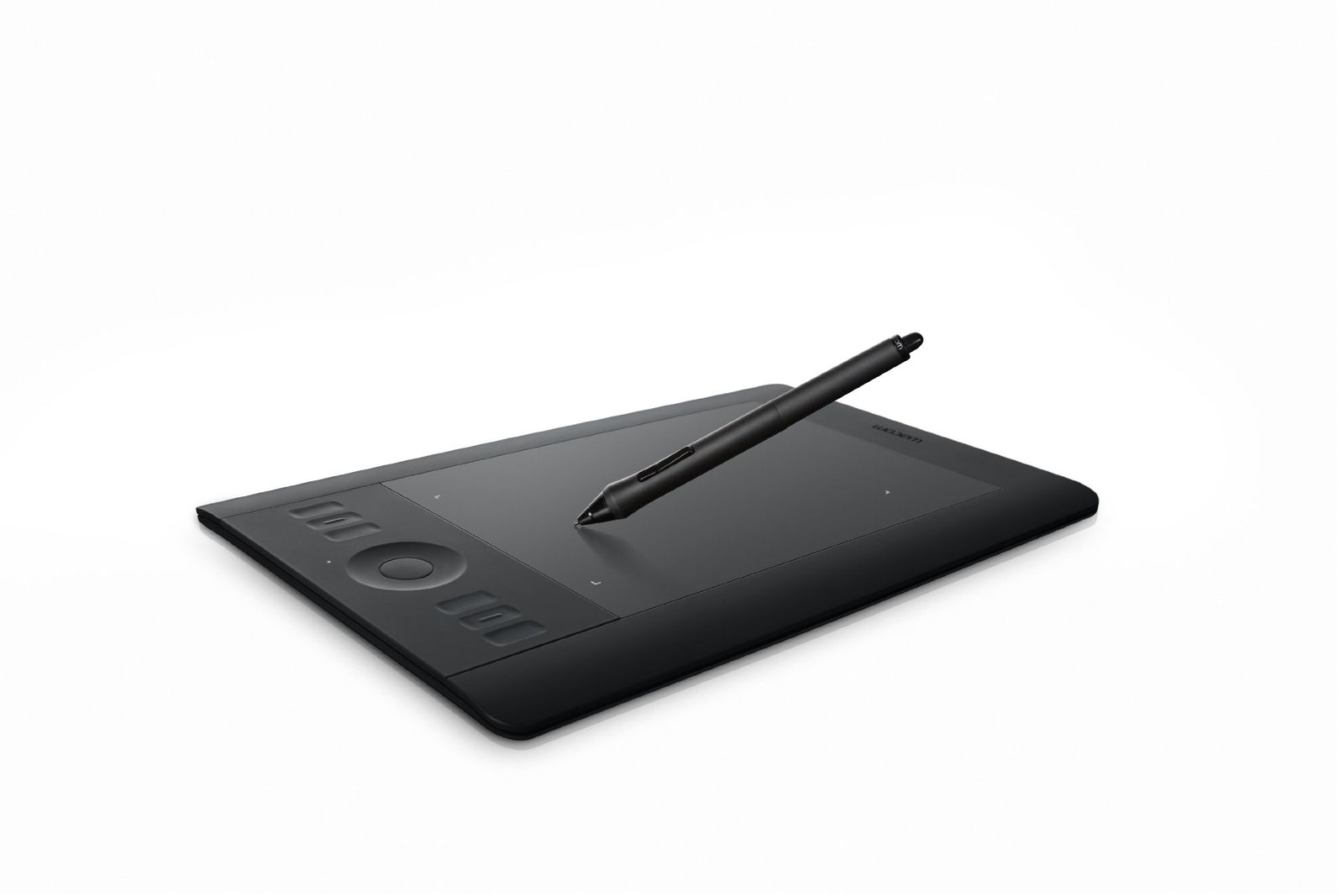 Wacom プロフェッショナルペンタブレット Sサイズ Intuos5 PTK-450|K0