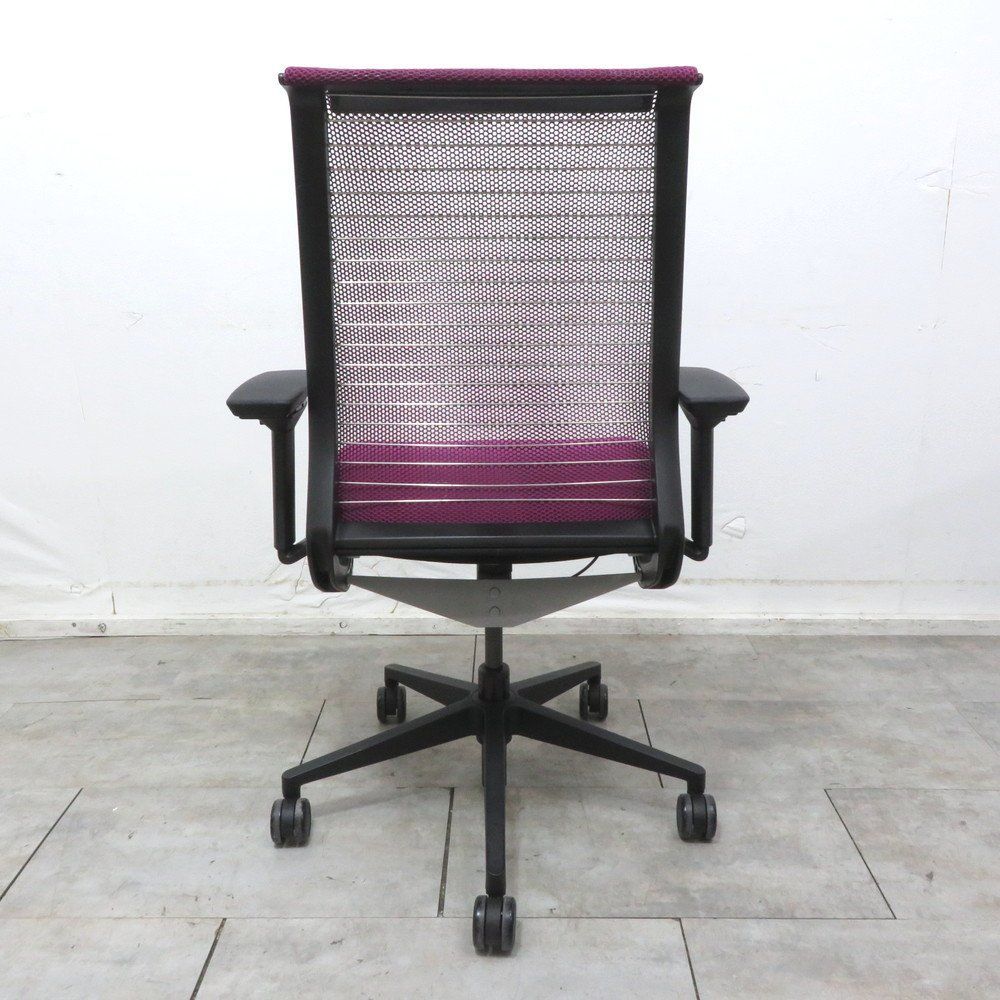 スチールケース Steelcase Think シンク 肘付きオフィスチェア スチールケース Steelcase Think シンク 肘付きオフィスチェア