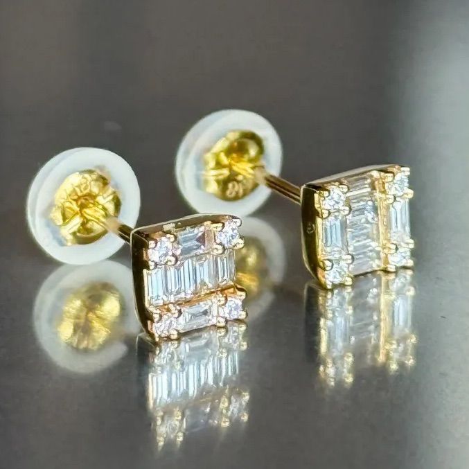 BELLESIORA ベルシオラ　K18 YG ダイヤ ピアス ￥242,000 K18YGダイヤモンドピアス｜ピアス｜ベルシオラ 公式オンラインストア