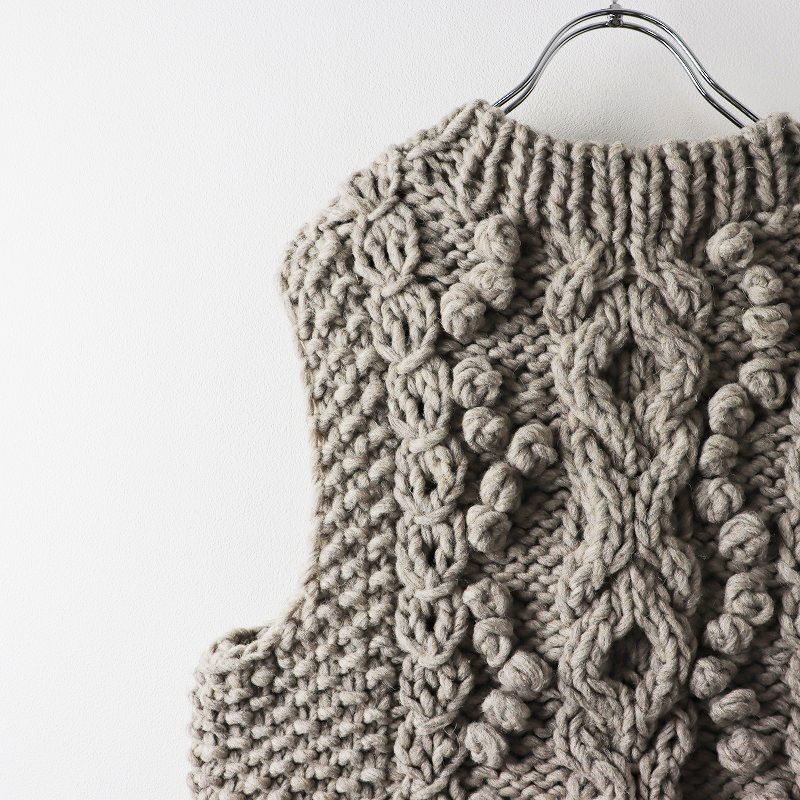 ツハルバイサマンサモスモス　ツハル　ペルーニット前後着ニットベスト　グレー　新品 ツハルTSUHARU 【ペルーニット】前後着ニットベスト新品グレー 完売 ツ