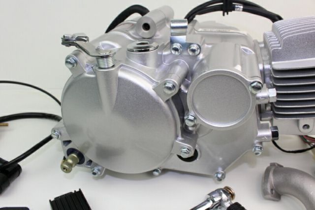 150ccエンジンレーシングタイプ スピードシルバー