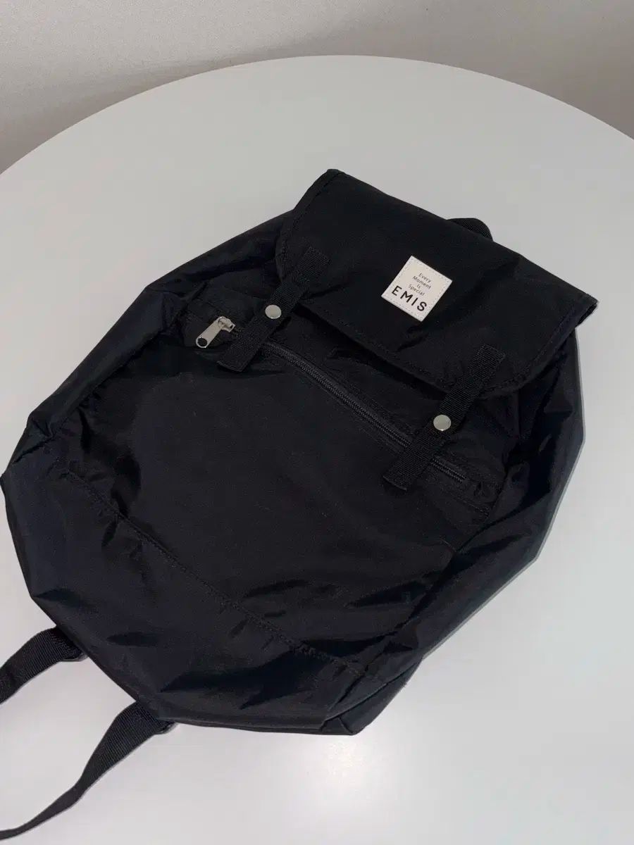 美品 ヴェラ&ミッキー柄リュック・バックパック 激レア限定品