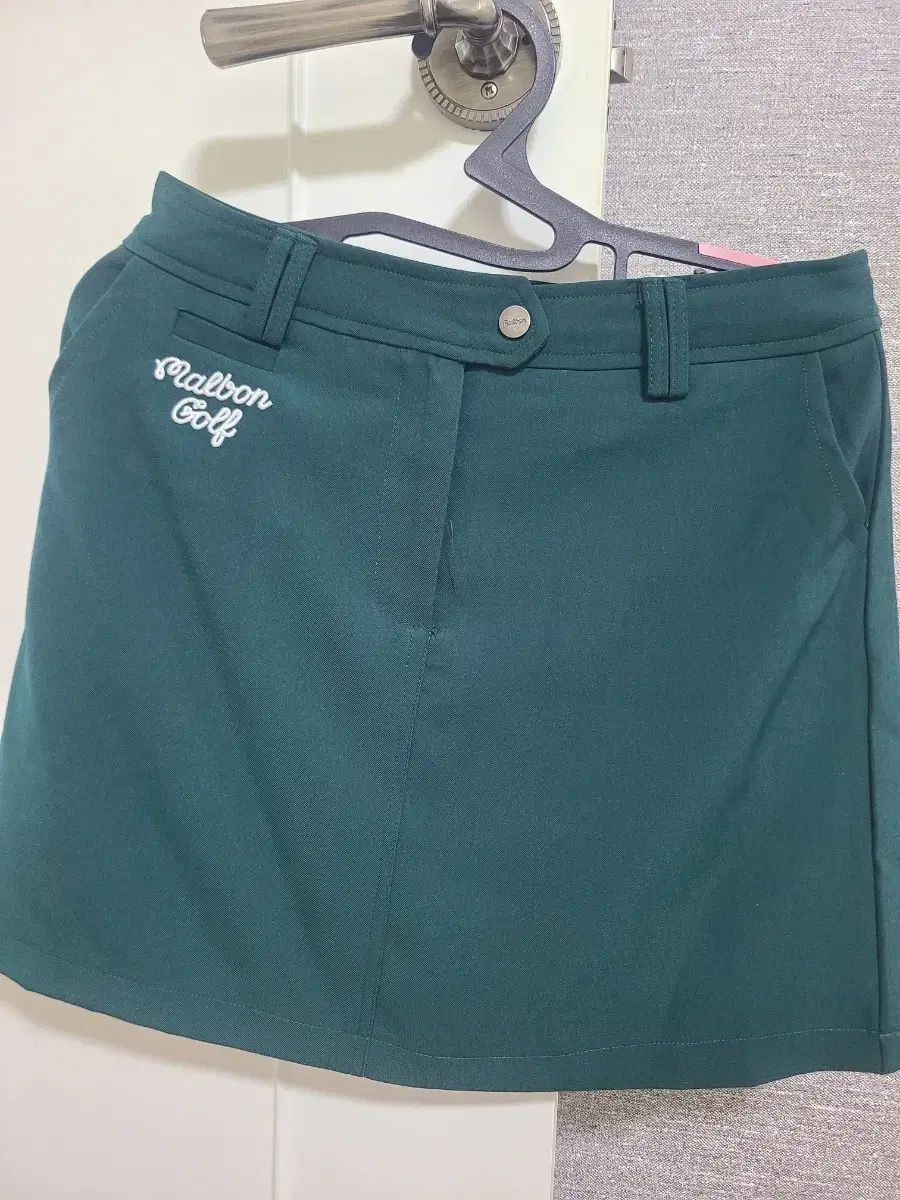 MALBON GOLF マルボンゴルフ Aライン スカート M