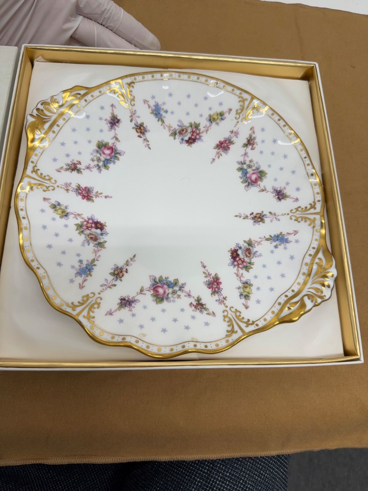 ロイヤルクラウンダービー アントワネット プレート 26㎝ ロイヤルクラウンダービー ロイヤルアントワネット プレート お皿 金彩