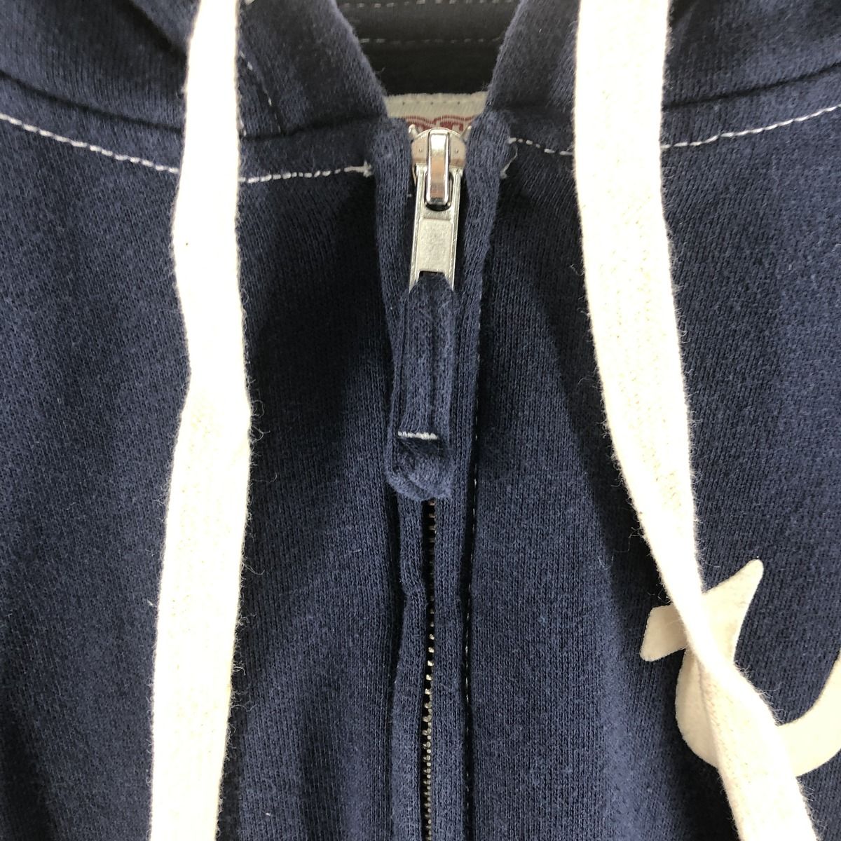 古着 トゥルーレリジョン TRUE RELIGION バックプリント スウェット 