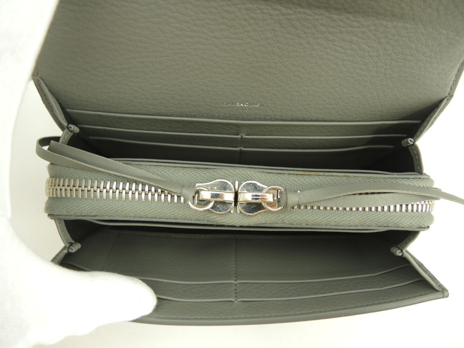 【✨極美品✨】バレンシアガ 長財布 ペーパー フラップウォレット シルバー バレンシアガ ロングウォレット ペーパー レザー灰 2折フラップ長財布