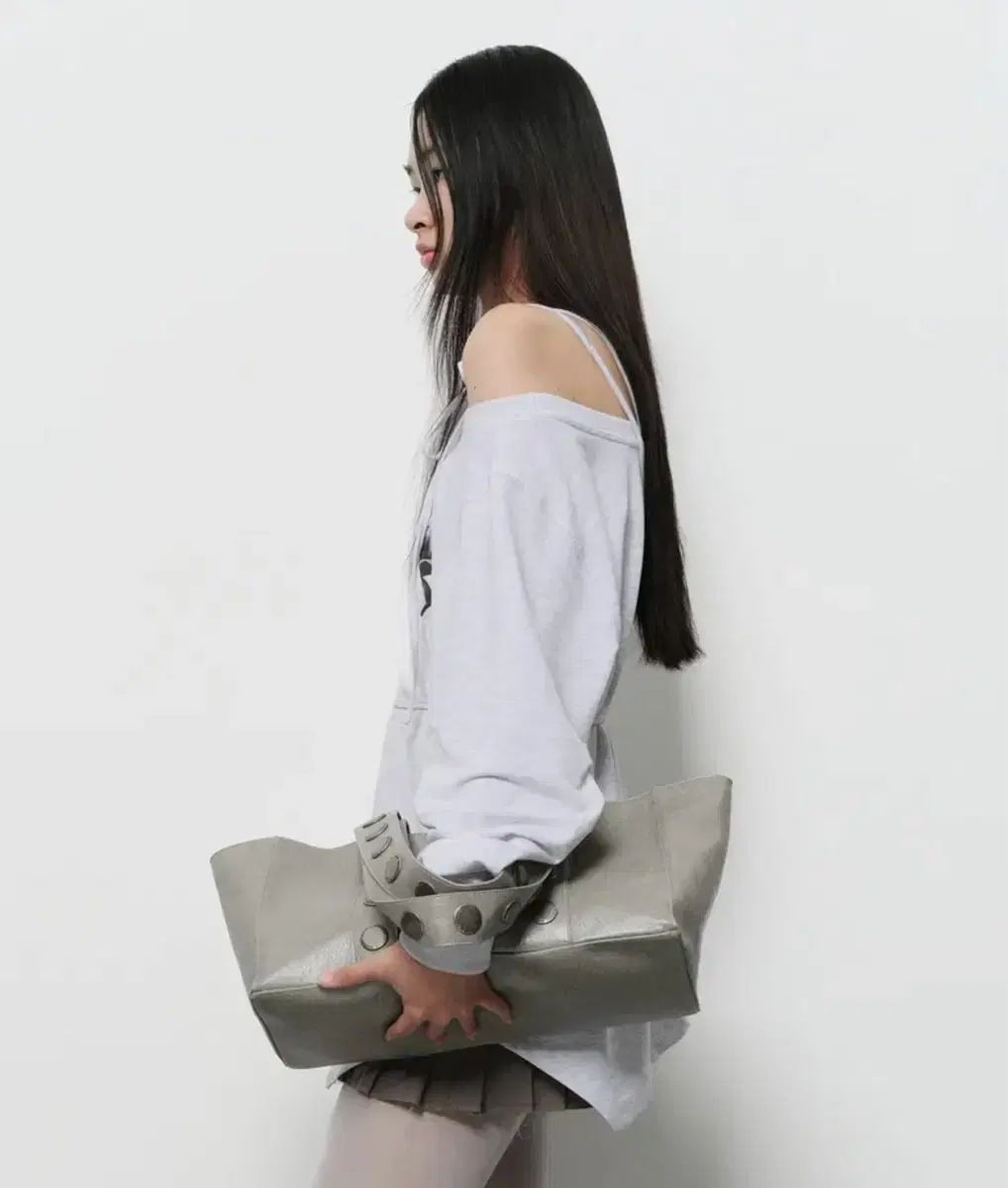 DIAGONAL ダイアゴナル フラワー オフショルダー スウェットシャツ メランジュグレー