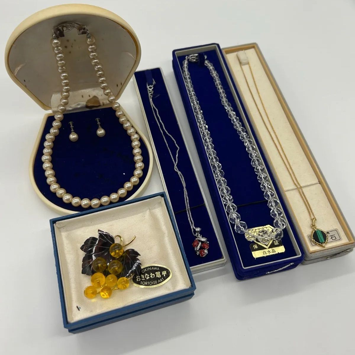 遺品整理 生前整理 ヴィンテージ アクセサリー ネックレス イヤリング ブローチ 真珠 パール べっ甲 鼈甲 水晶 A25 T 16