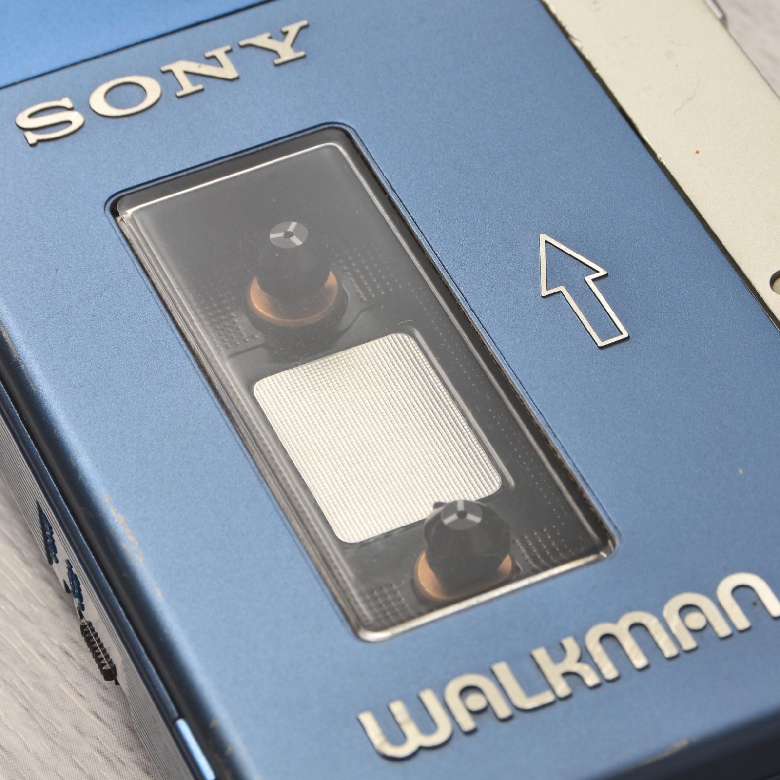 SONY 初代WALKMAN TPS-L2 初期型 カセットウォークマン 整備済 SONY 初代WALKMAN TPS-L2 カセットウォークマン ケース 整備済