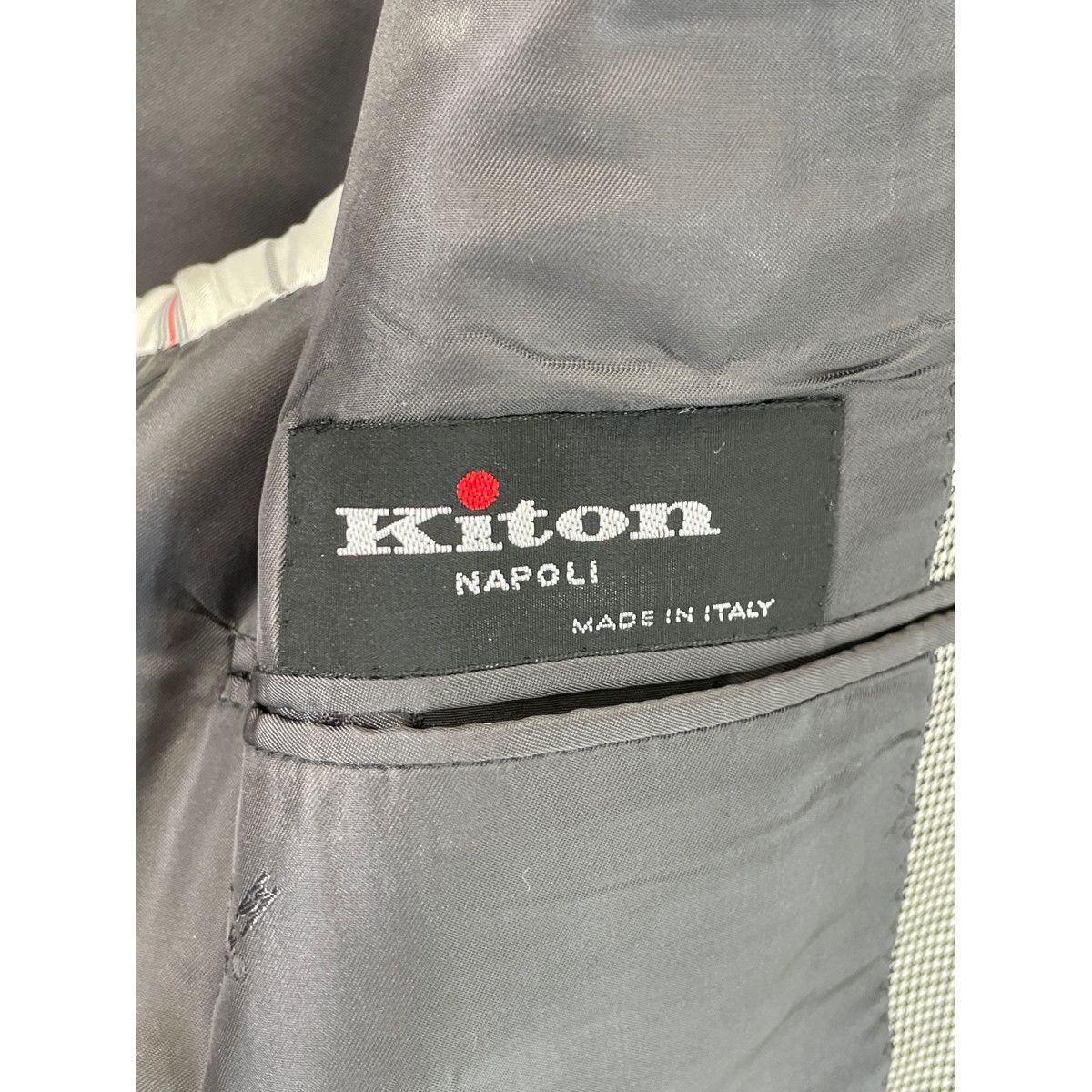 Kiton キートン グレー ウール ハウンドトゥース 段返り3つ釦 スーツ 46