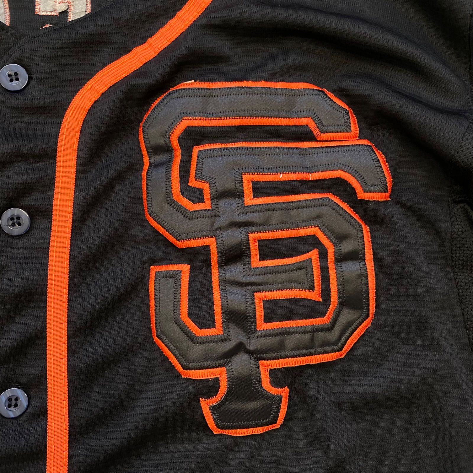 MLB マジェスティック　半袖　ゲームシャツ　メジャー　刺繍ロゴ　ジャイアンツ サンフランシスコジャイアンツ GIANTS POSEY 28 ポージー MLB