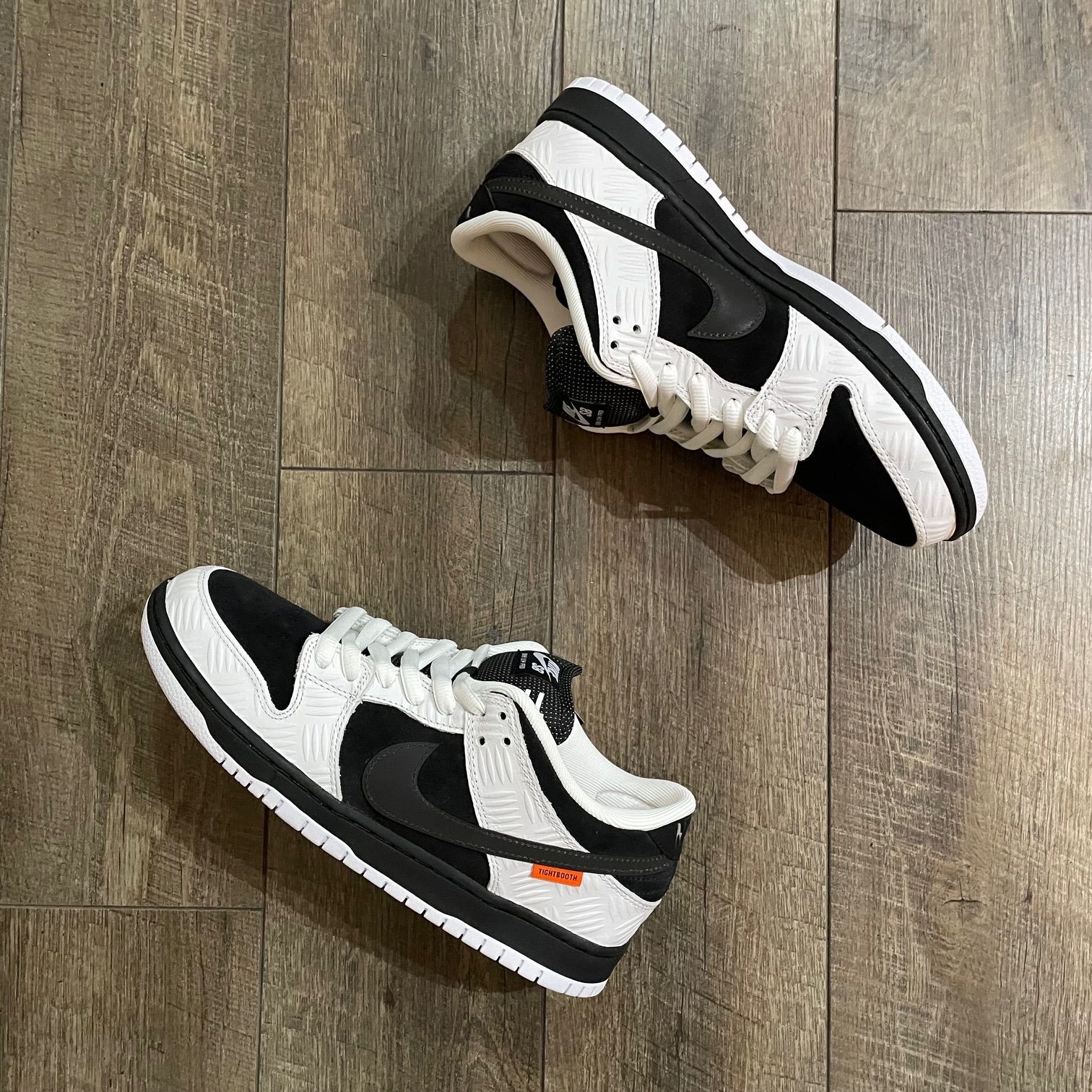 国内正規 新品 TIGHTBOOTH Nike SB Dunk Low Pro QS FD2629-100 コラボ  