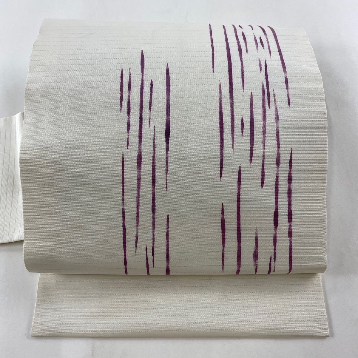 名古屋帯★夏用★絽★正絹★白★刺繍★クリーム　中古　Ｏ-133 名古屋帯☆夏用☆絽☆正絹☆白☆刺繍☆クリーム 中古