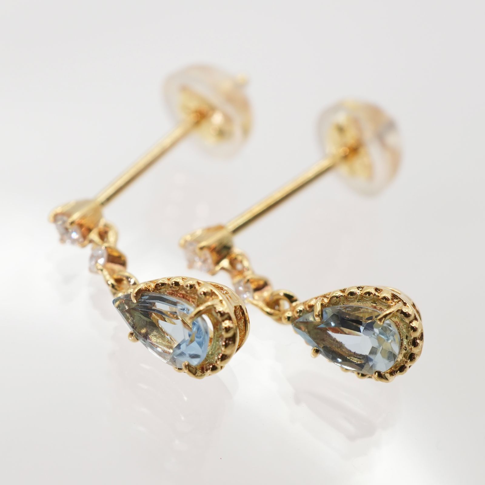 VENDOME AOYAMAゴールド ドロップ型ピアス ゴールド　アクアマリン VENDOME AOYAMAゴールド ドロップ型ピアス ゴールド アクア