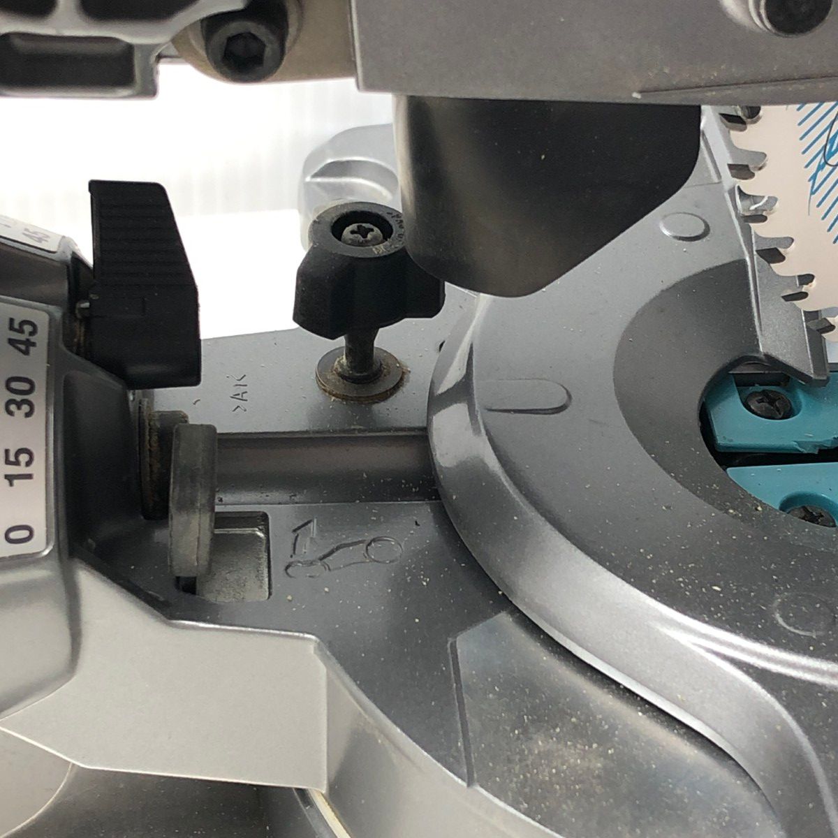 €€MAKITA