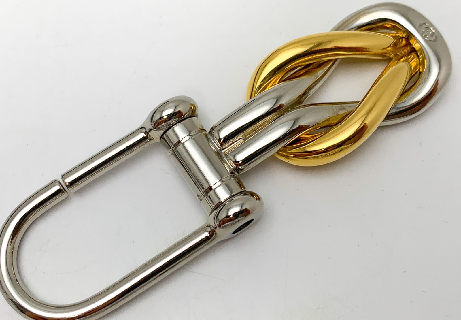 GUCCI グッチ シルバーカラー ゴールドカラー インフィニティ  