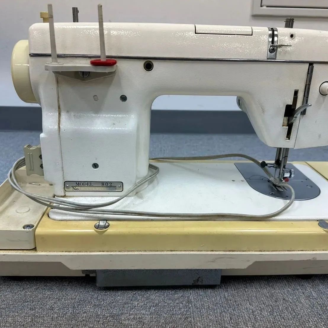 JANOME ジャノメ ミシン MODEL 802 / 通電 上下動作 点灯 確認 フットペダル付けます  ☆JANOME☆ジャノメ ミシン MODEL:802(ジャンク品)☆④☆-ジャパン