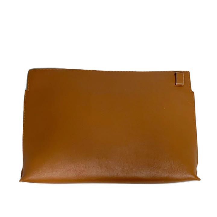 【Loewe】パウラのイビサレザークラッチ LOEWE - ロエベ LOEWE オブロング ロゴ Paula's Ibiza