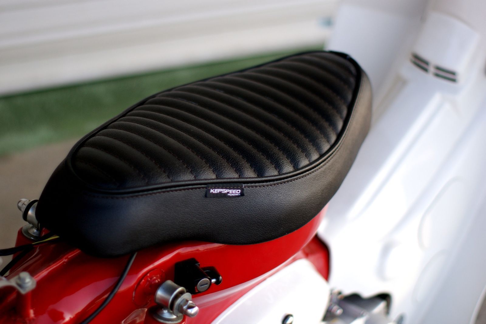 手袋 KEPSPEED スーパーカブ用 タックロール カスタムシート 各種