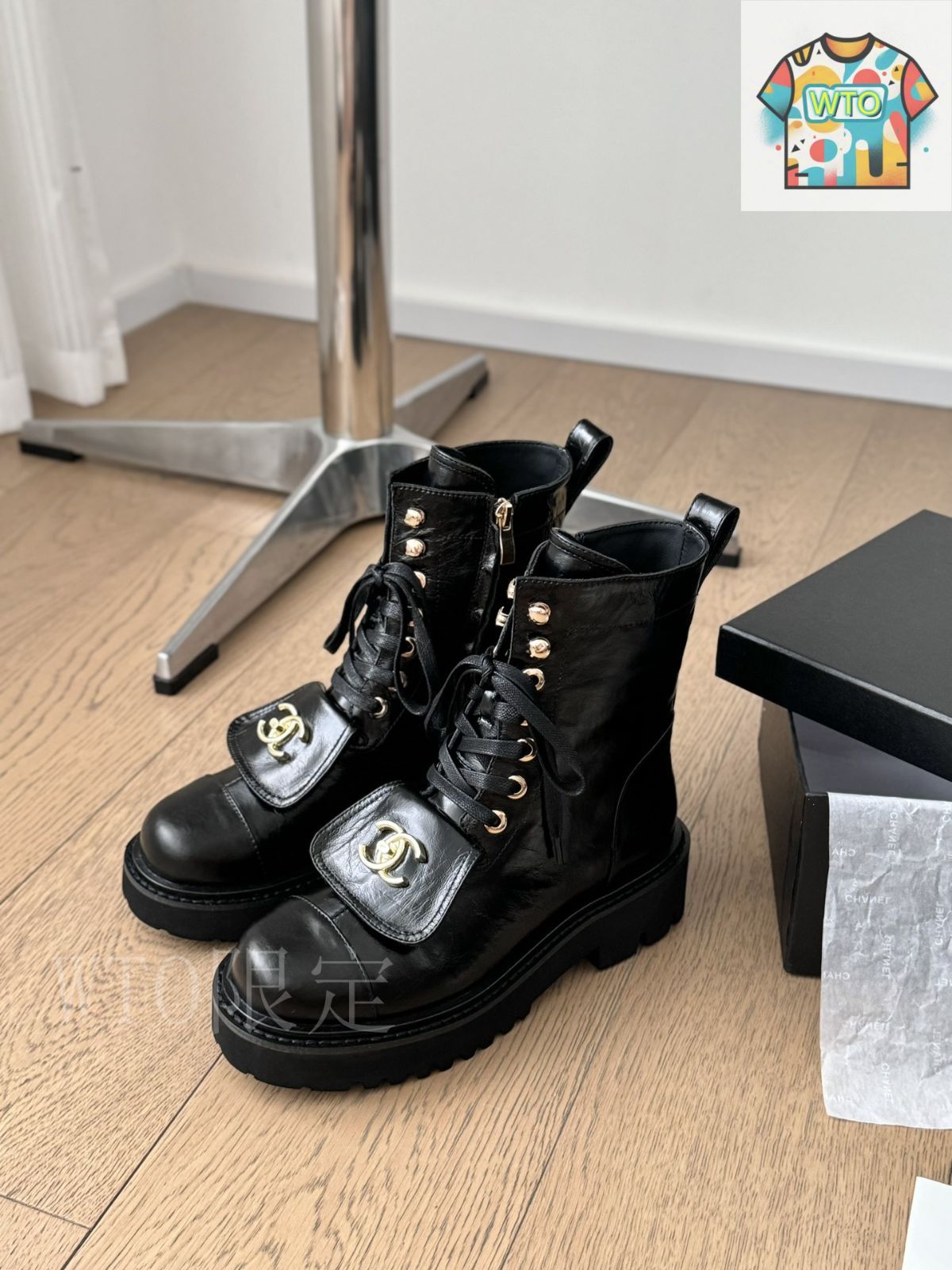 24B【CHANEL】SO BLACK ファンにはたまらない★ショートブーツ 24B【CHANEL】SO BLACK ファンにはたまらない☆ショートブーツ