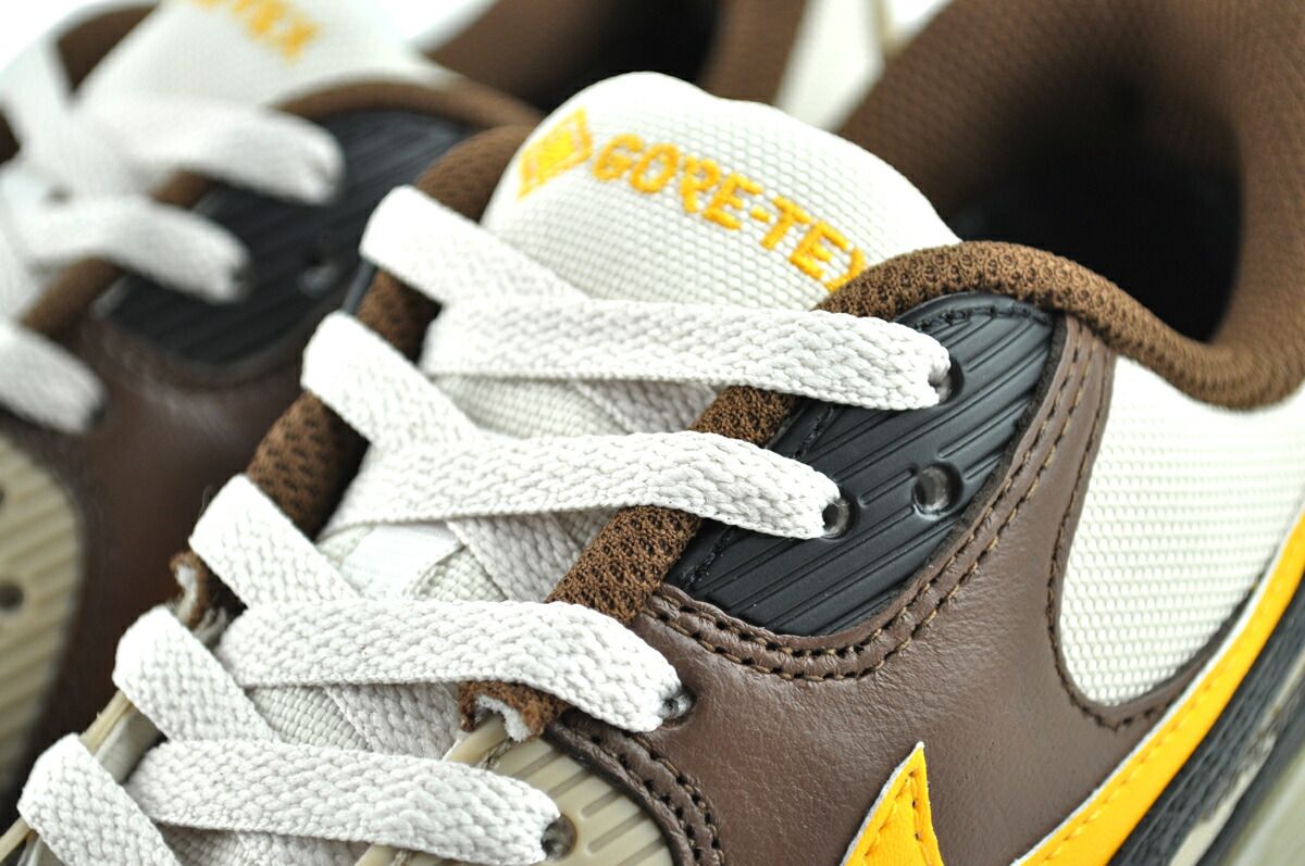 NIKE AIR