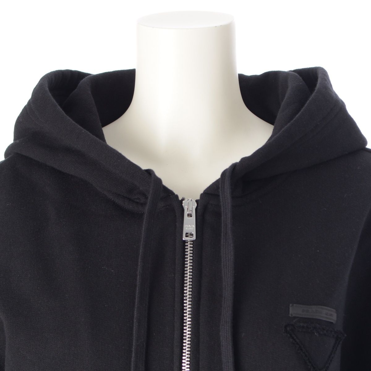 プラダ 2021AW コットン トライアングルロゴ クロップドフーディ