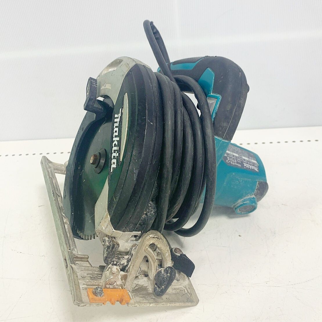 Makita - ♭♭MAKITA マキタ 165ｍｍ　マルノコ　100V　本体のみ　2013年製 5731S ♭♭ MAKITA マキタ 165mm マルノコ 100V 本体のみ 2013年製