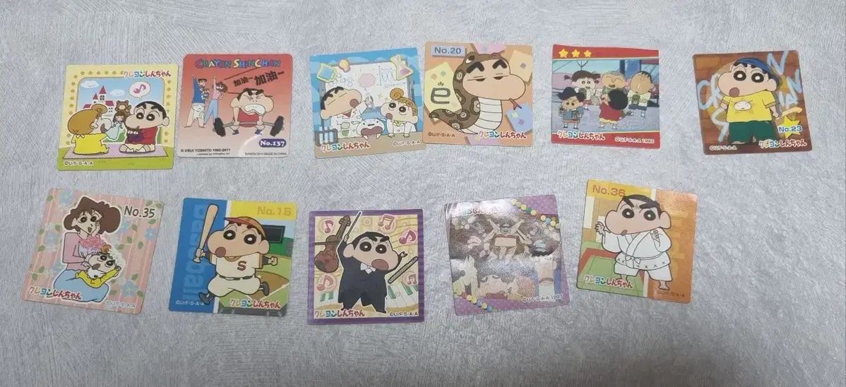 レア】クレヨンしんちゃん チョコビ シール キラ No.1 チョコビ 東ハト