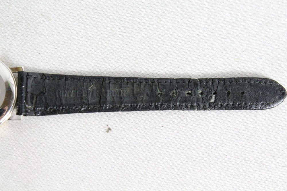 ユリスナルダン