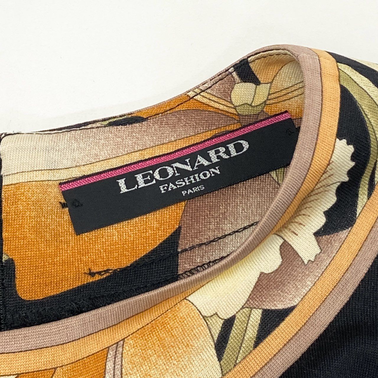 85i12 LEONARD レオナール 美しい花柄プリント ニット セーター  