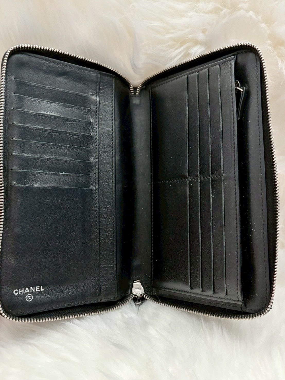 シャネル パテントレザー マトラッセ ココマーク ラウンドファスナー 長財布 CHANEL(シャネル) ココマーク ラウンドファスナー長財布 グレー
