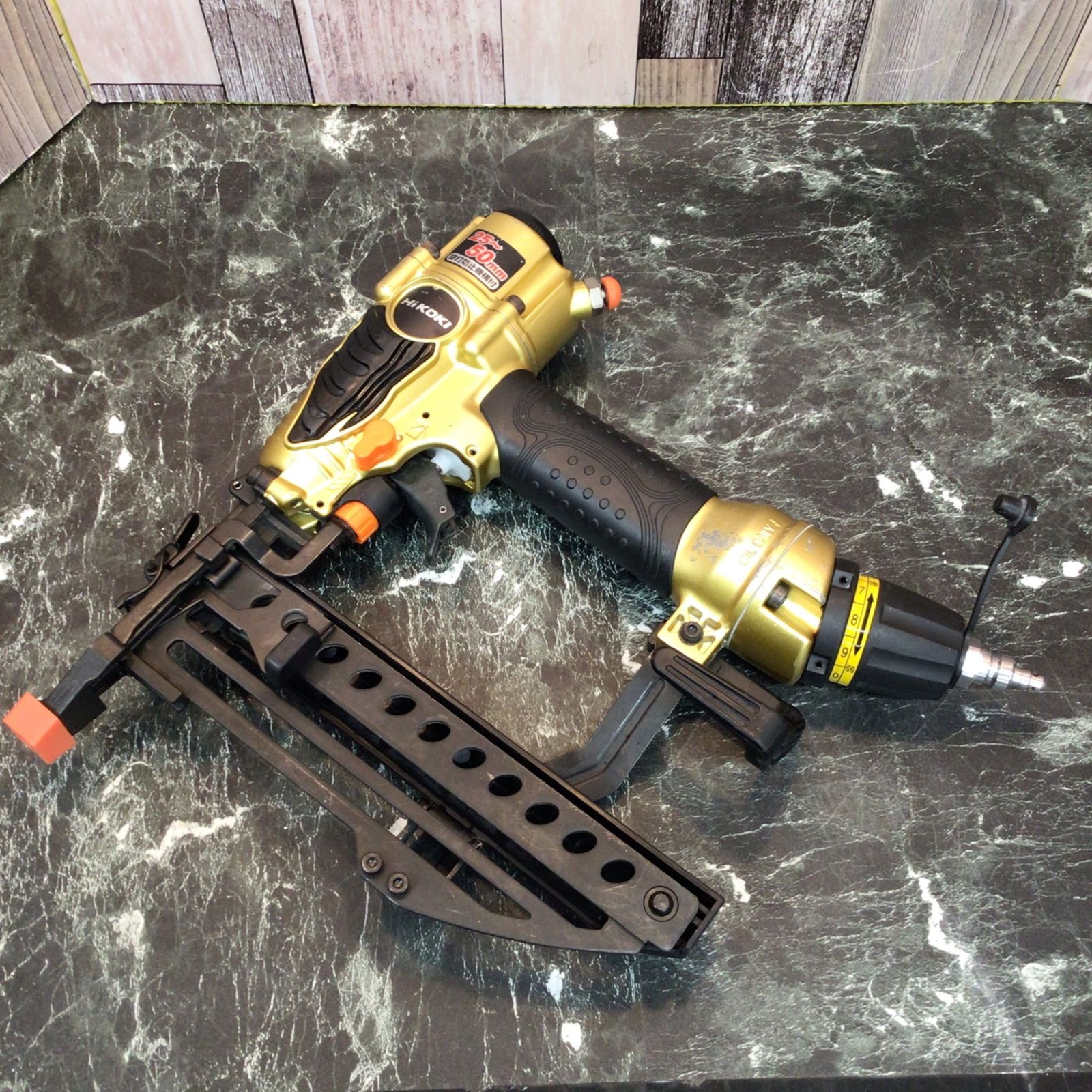 ☆ハイコーキ(HIKOKI ※旧:日立工機) 高圧フロアタッカ N3804HMF 品