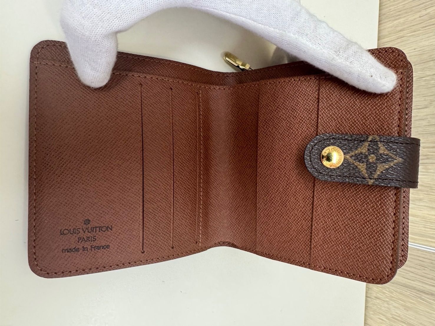 ✨極上美品✨ルイヴィトン❤️ モノグラム コンパクトジップ　二つ折り財布 極美品】 LOUIS VUITTONルイヴィトン 本物 モノグラム