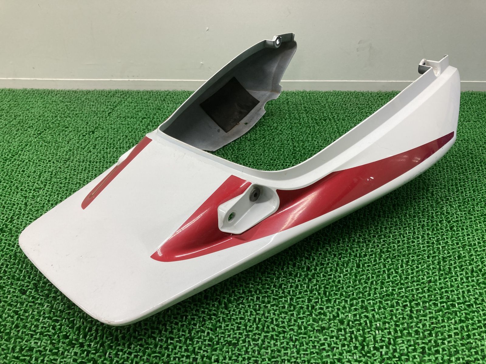 ホンダ CB1300SF SC54 純正シートカウル テールカウル リヤカウル