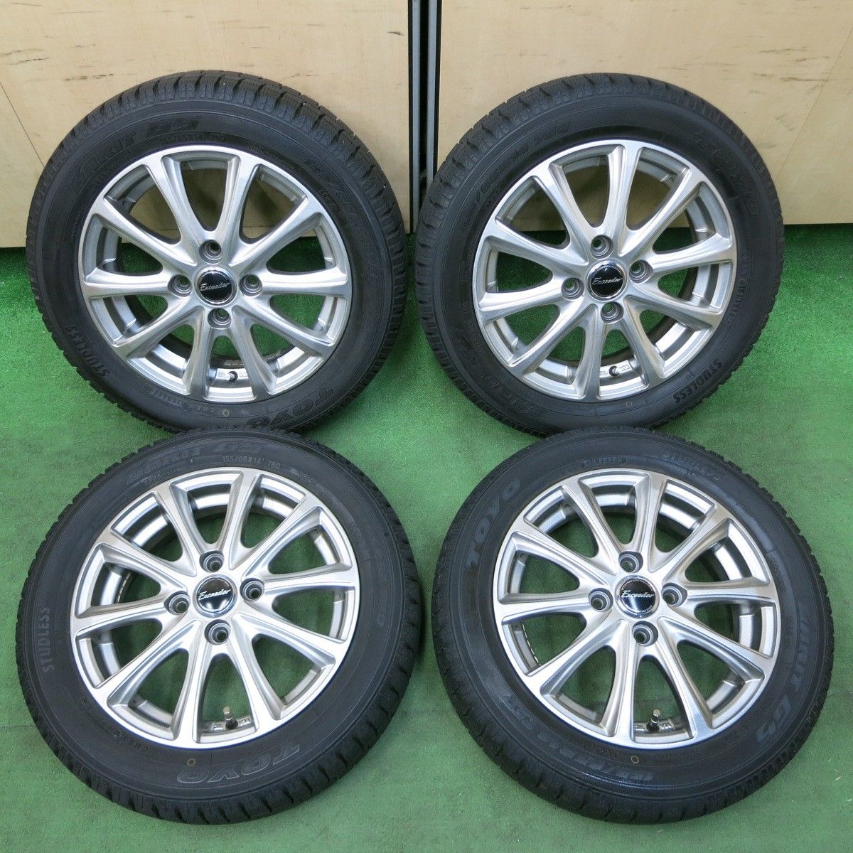 [送料無料] バリ溝！キレイ！8.5分スタッドレス 155/65R14 トーヨー ガリット G5 Exceeder エクシーダー 14インチ PCD100/4H4112113SYス