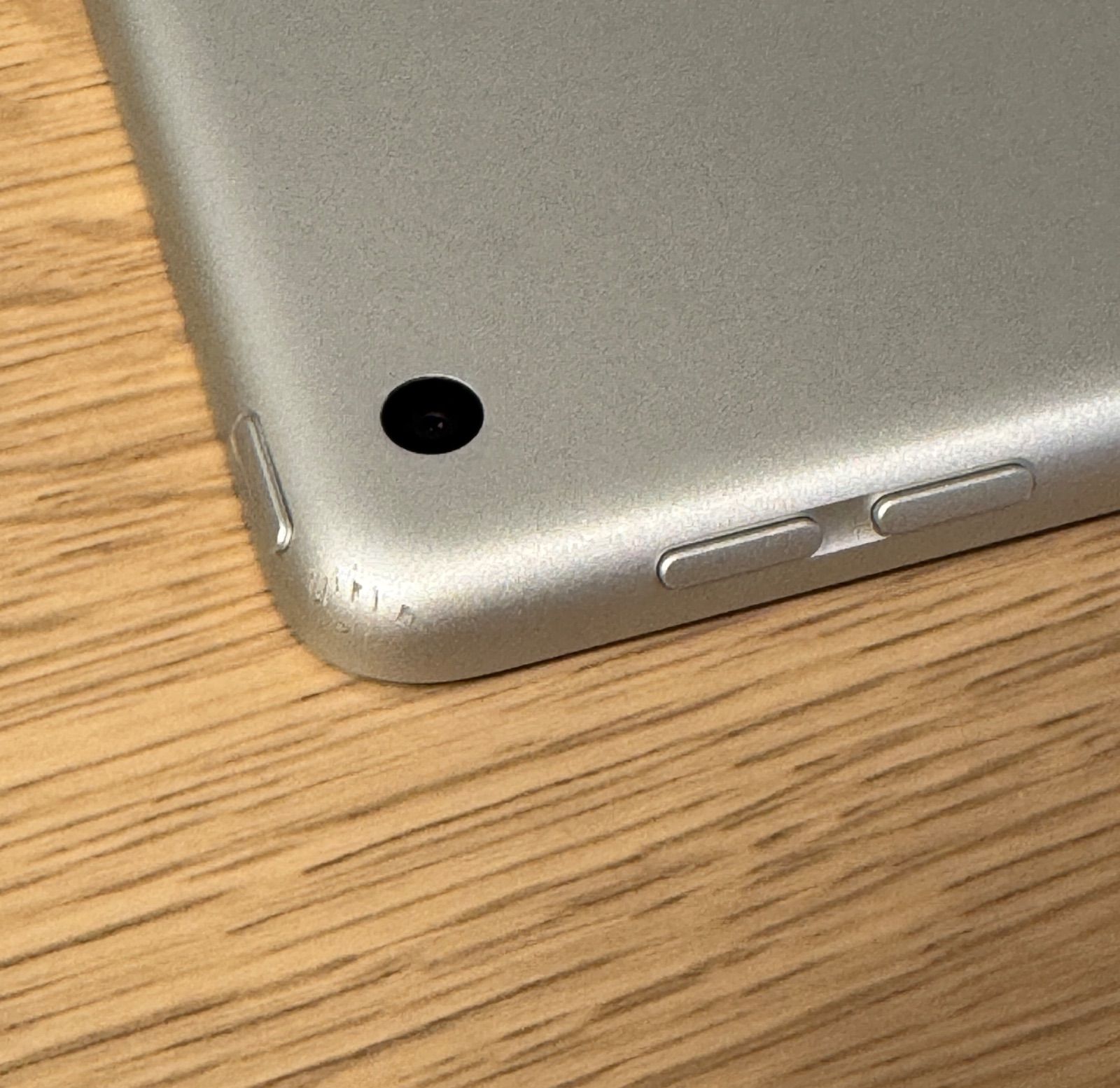 美品 iPad 第9世代 バッテリー98% 美品 iPad 第9世代 バッテリー98% 美品・バッテリー最大容量98%】iPad 第