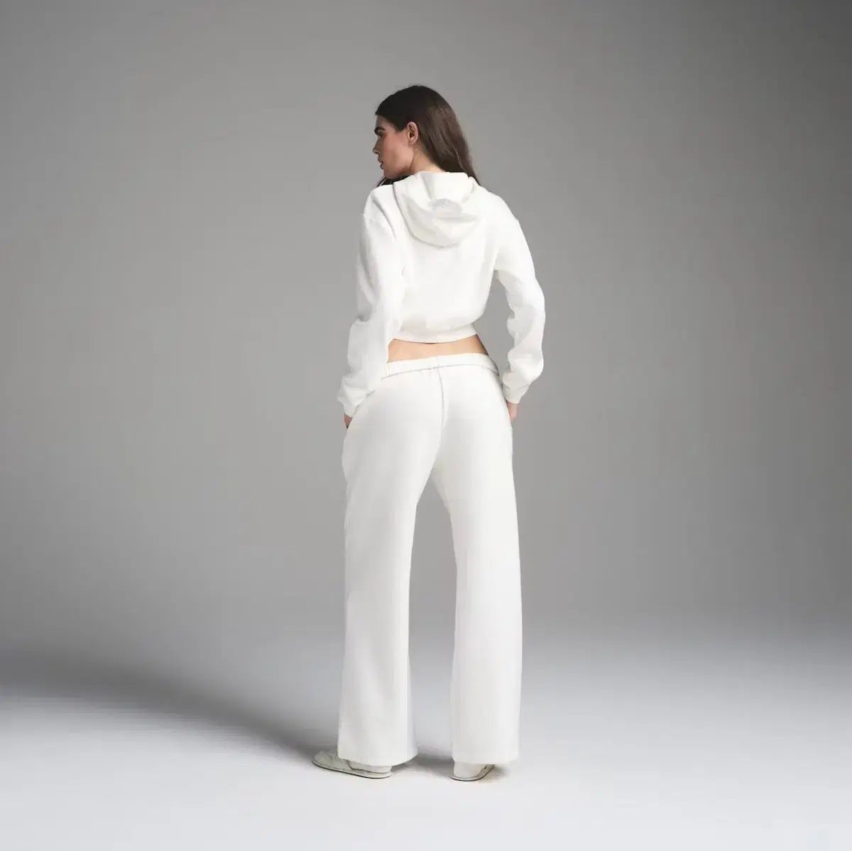 SKIMS CLASSIC STRAIGHT PANTS クラシック パンツ