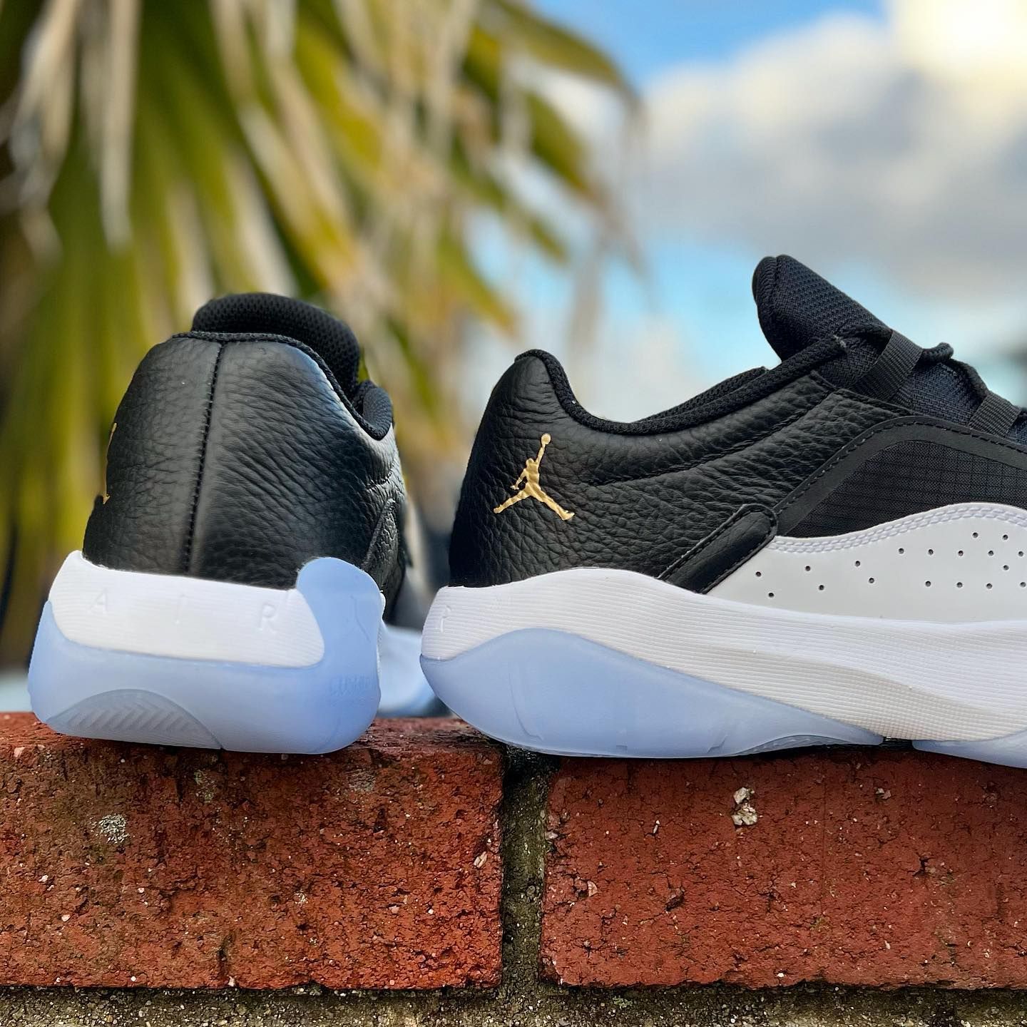 NIKE エアジョーダン11 Air Jordan 11 Retro 