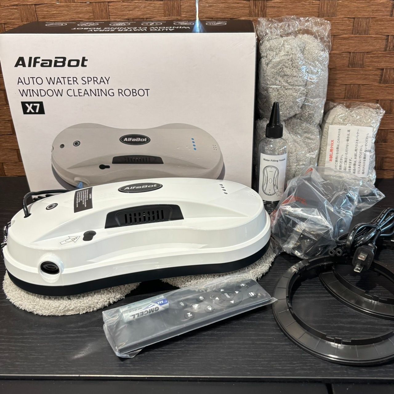Amazon | AlfaBot X7 窓拭きロボット 窓掃除ロボット【自動