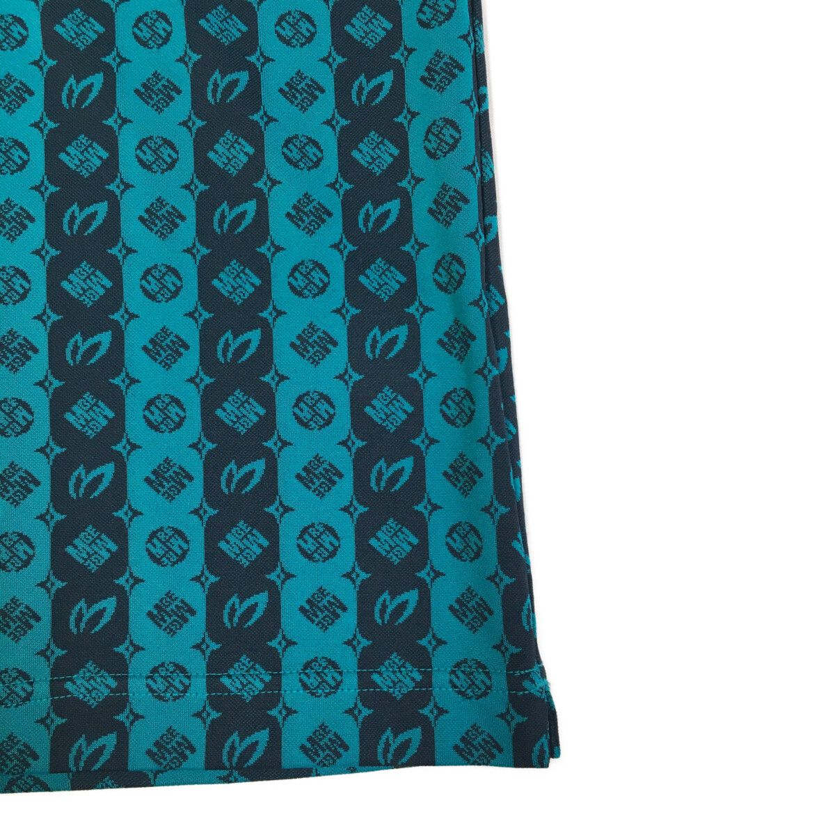 スポーティな メンズ マスターバニーエディション MASTER BUNNY EDITION 半袖ポロシャツ 4 M 緑×黒 ストライプモノグラム柄