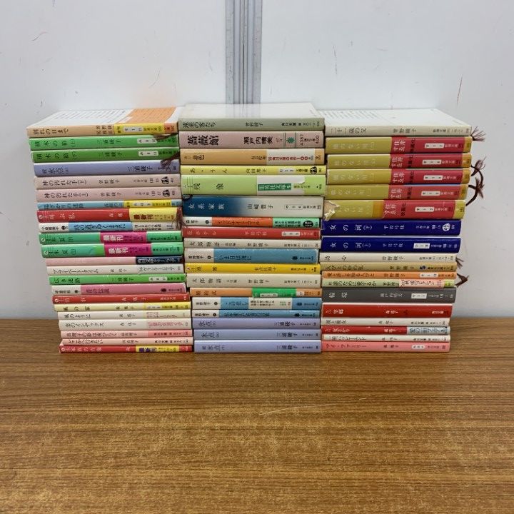 △01)【同梱不可】文庫本 まとめ売り約50冊大量セット/小説/物語