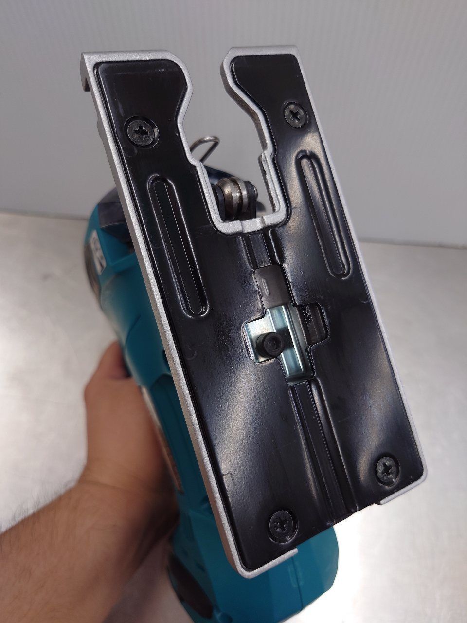 １８V充電式ジグソー JV182DZK