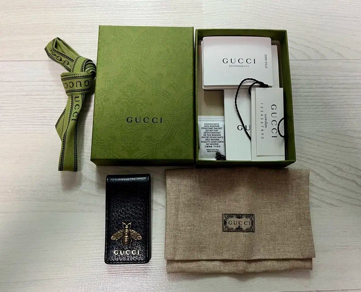 GUCCI ） GUCCI(グッチ) アニマリエ マネークリップ 出品 - メルカリ