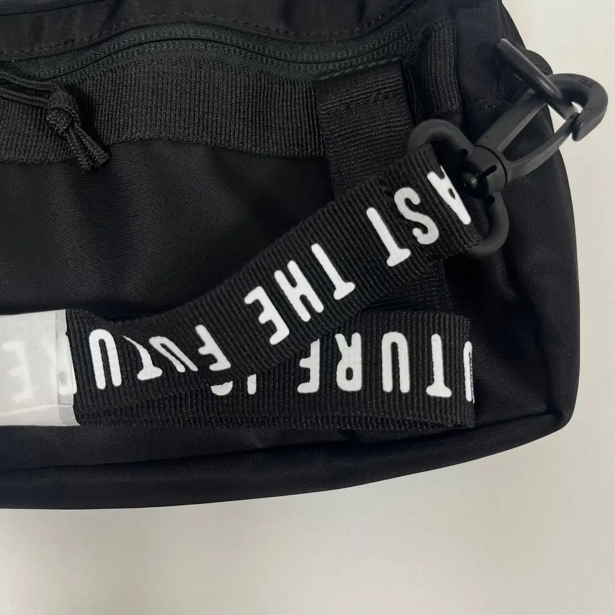 新品未開封 HUMAN MADE ヒューマンメイド トラベルポーチ
