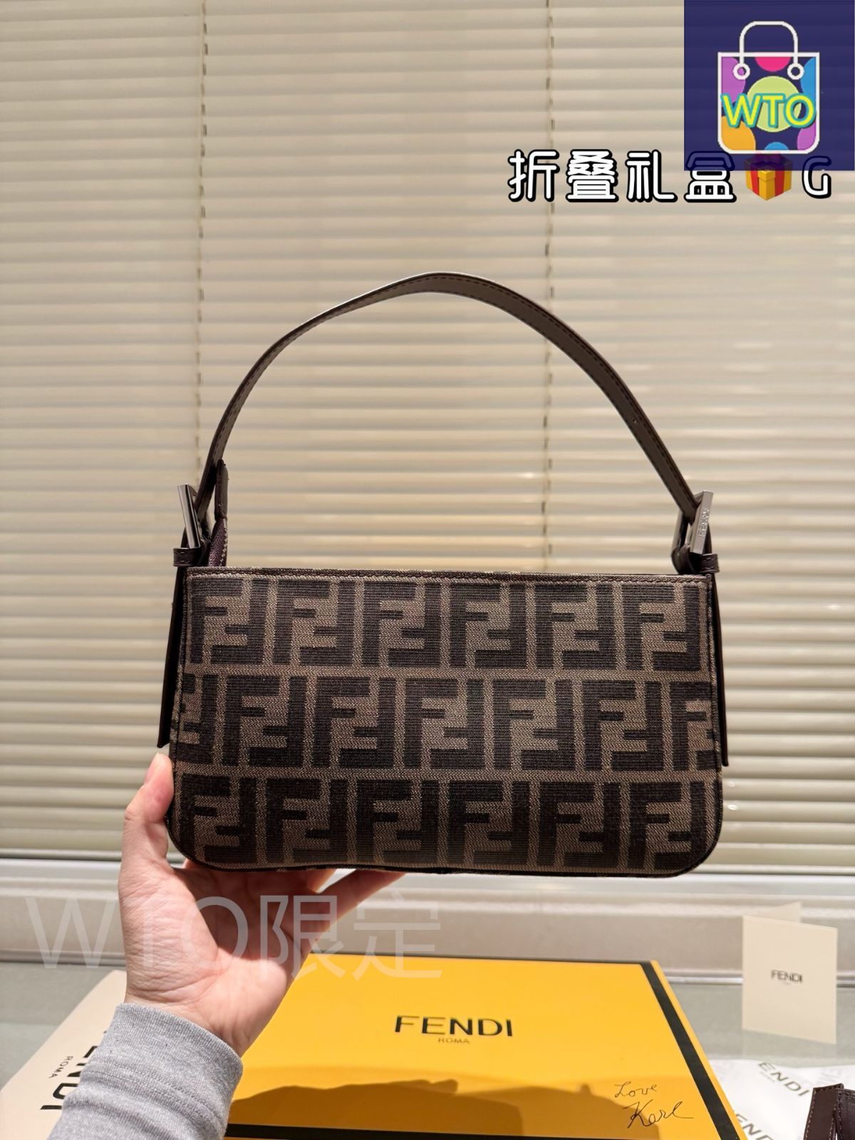 今日特価】Vintage Fendi Monogram Armpit Mahjong Bag 中古