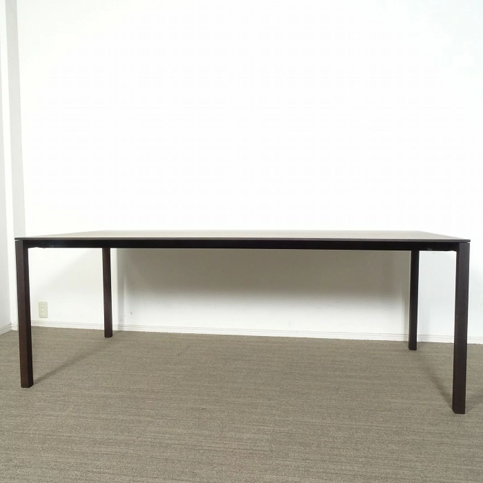 ◾︎SELUNO◾︎ 【展示美品】Cassina(カッシーナ) 195 NAAN ◾︎SELUNO◾︎ 【展示美品】Cassina(カッシーナ) 195 NAAN
